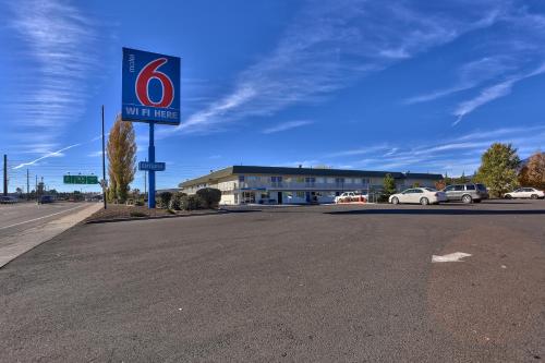 Motel 6-Flagstaff AZ - Butler - main image