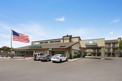 Days Hotel by Wyndham Flagstaff Arizona