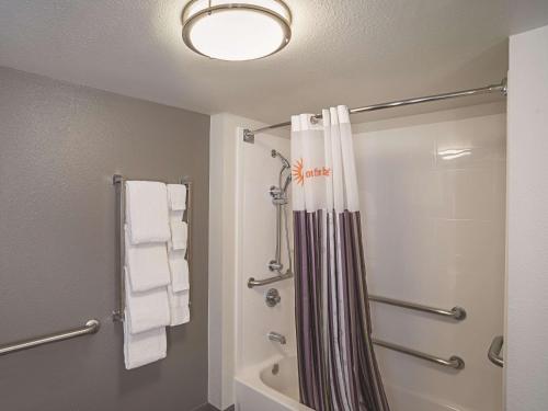 La Quinta by Wyndham Flagstaff - image 5