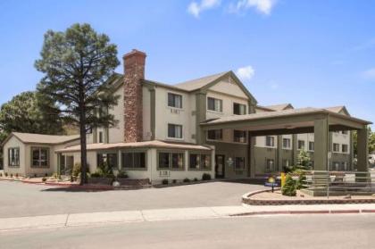 Days Inn  Suites by Wyndham East Flagstaff