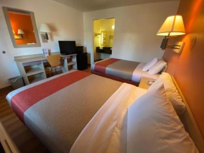 Motel 6-Flagstaff AZ - West - Woodland Village - image 5