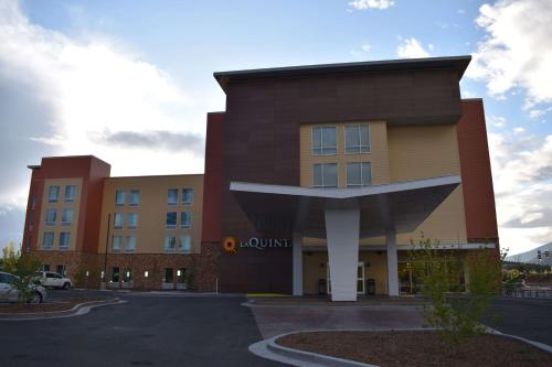 La Quinta by Wyndham Flagstaff East I-40 - image 3
