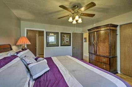 Flagstaff Townhome - Walk to Country Club - Pools! - image 2