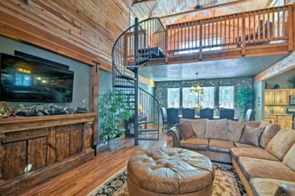 Flagstaff Cabin with Fireplace and Fire Pit on 5 Acres!