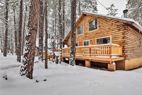 Fully Remodeled Munds Park Woodland Cabin Getaway! - image 4