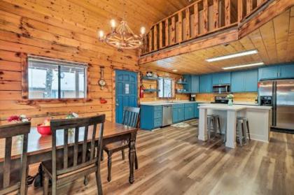 Fully Remodeled Munds Park Woodland Cabin Getaway! - image 5