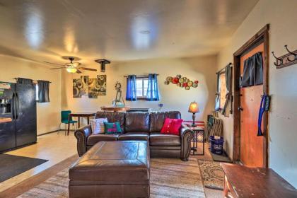 Flagstaff Home with Fire Pit about 3 mi to NAU Arizona