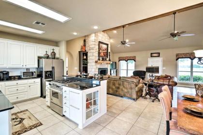 Pet-Friendly Flatonia House with Patio and Yard! - image 8