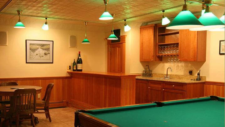 Breezy Hill Inn - image 7