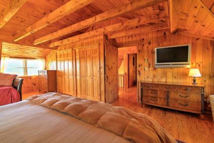 Bearpen Lodge on 125 Acres - Near Belleayre Mtn! - image 9