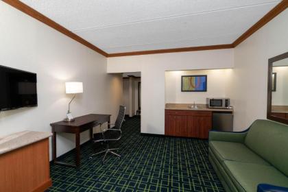 Wingate by Wyndham Fletcher at Asheville Airport - image 11