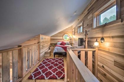 Cabin with Hot Tub and Fire Pit 15 Min to Asheville! - image 6
