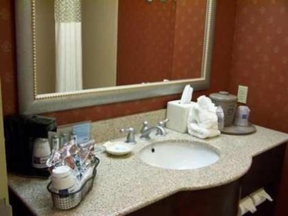 Hampton Inn & Suites-Florence Downtown - image 13