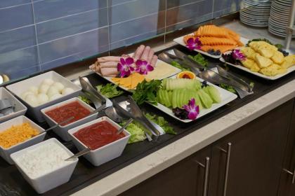 Hilton Cincinnati Airport - image 14