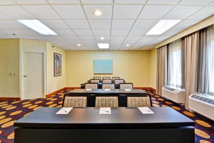 Hampton Inn Cincinnati Airport South - image 3