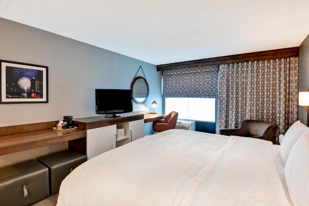 Hampton Inn Cincinnati Airport South - image 7