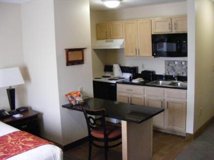 Ashley Quarters Hotel - image 3