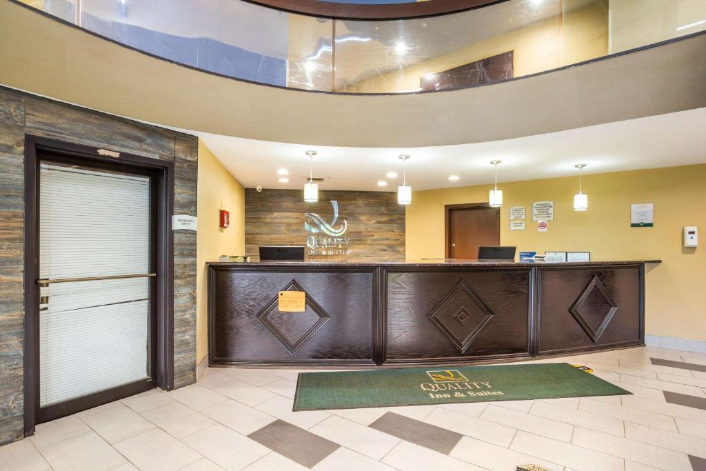 Quality Inn & Suites Florence- Cincinnati South - image 5
