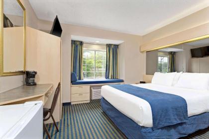 Microtel Inn & Suites by Wyndham Florence/Cincinnati Airpo - image 8