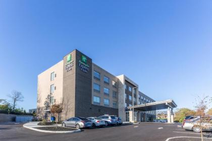 Holiday Inn Express & Suites - Florence - Cincinnati Airport an IHG Hotel