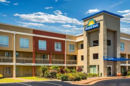 Days Inn by Wyndham Florence Near Civic Center - image 1