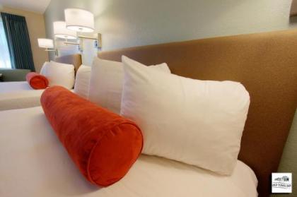 Old Town Inn - image 3
