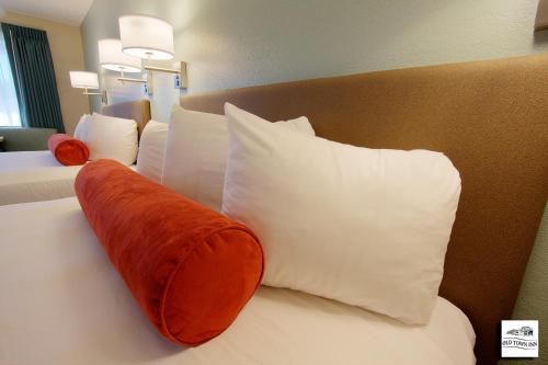 Old Town Inn - image 3