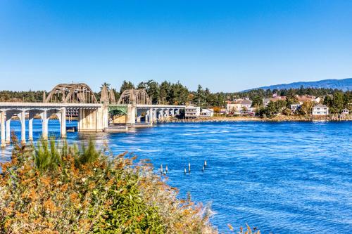 River Vista - main image