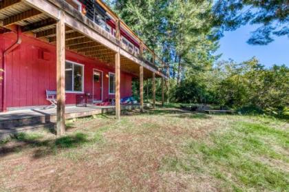 Rustic Retreat on Mercer Lake - image 2