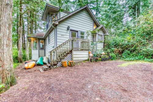 Marcia's Mercer Lake Chateau - image 2