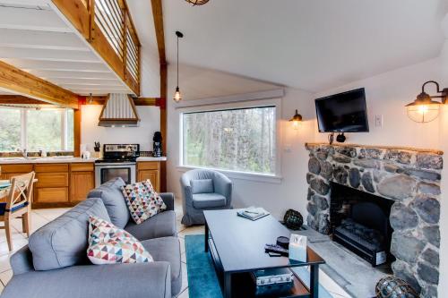 Shelley Family Cabin - image 4