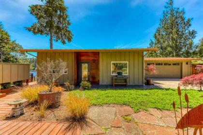 Linda Way Getaway - image 4