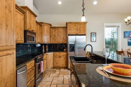 Vista Point Lake House - image 10