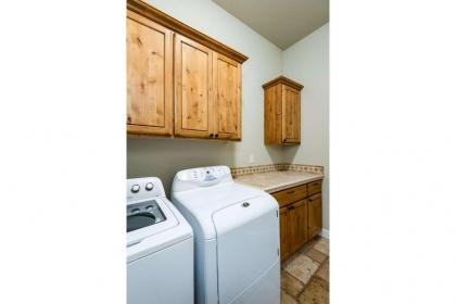 Vista Point Lake House - image 16