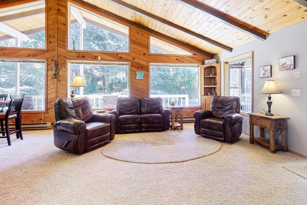 The Chalet - image 2