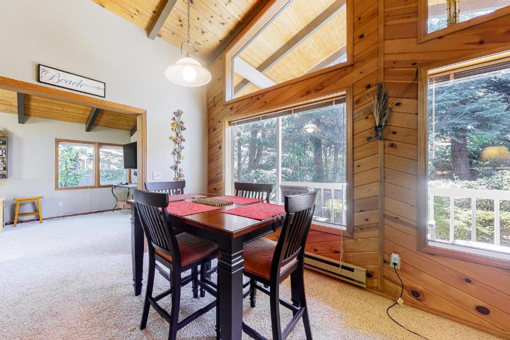 The Chalet - image 7