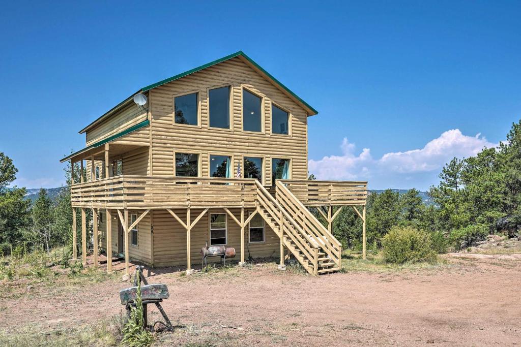 Rustic Cabin on 4 Acres with Deck Grill and Mtn View! - image 4