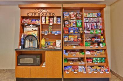 Candlewood Suites Flowood Hotel - image 13