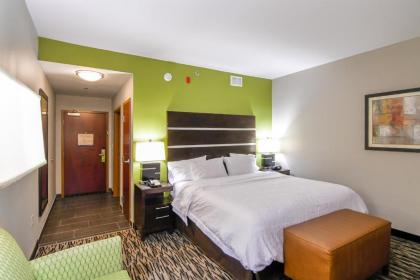 Hampton Inn Foley - image 11
