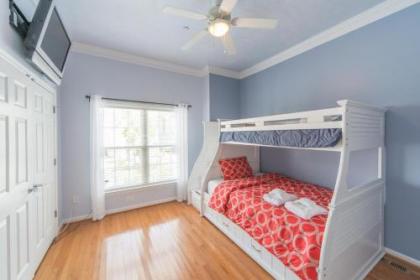 81 Waters Edge - image 3