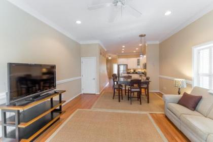 81 Waters Edge - image 4