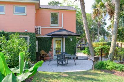 Folly Vacation 114A townhouse near the beach pet friendly South Carolina