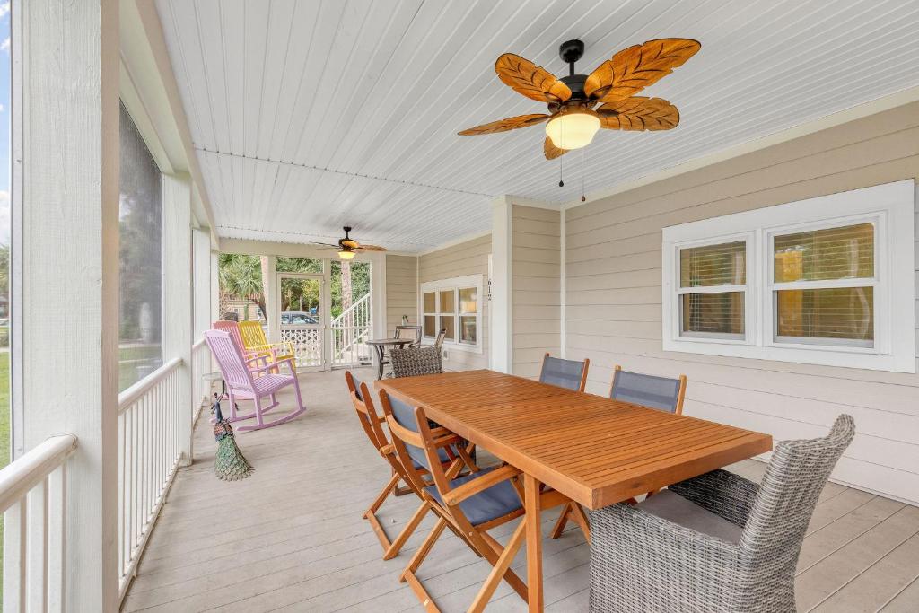 612 E Ashley - Shore Beats Work - 4 Bedrooms - image 3