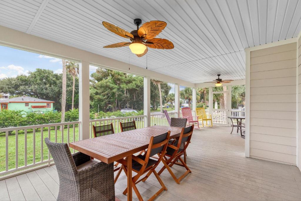 612 E Ashley - Shore Beats Work - 4 Bedrooms - image 5