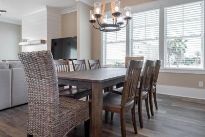 207 E Arctic - Seahorsing Around - Oceanfront - 3 Bedrooms - image 4