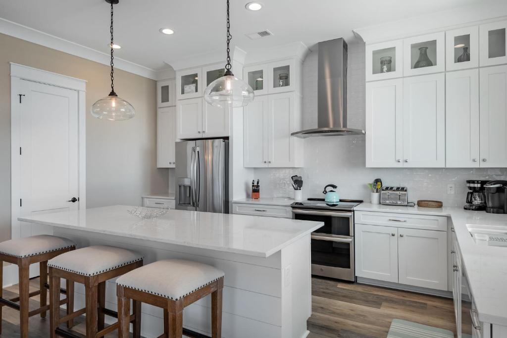 207 E Arctic - Seahorsing Around - Oceanfront - 3 Bedrooms - image 7