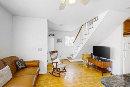 The Treehouse at 10th - image 4