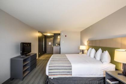 Country Inn & Suites by Radisson Fond du Lac WI - image 4