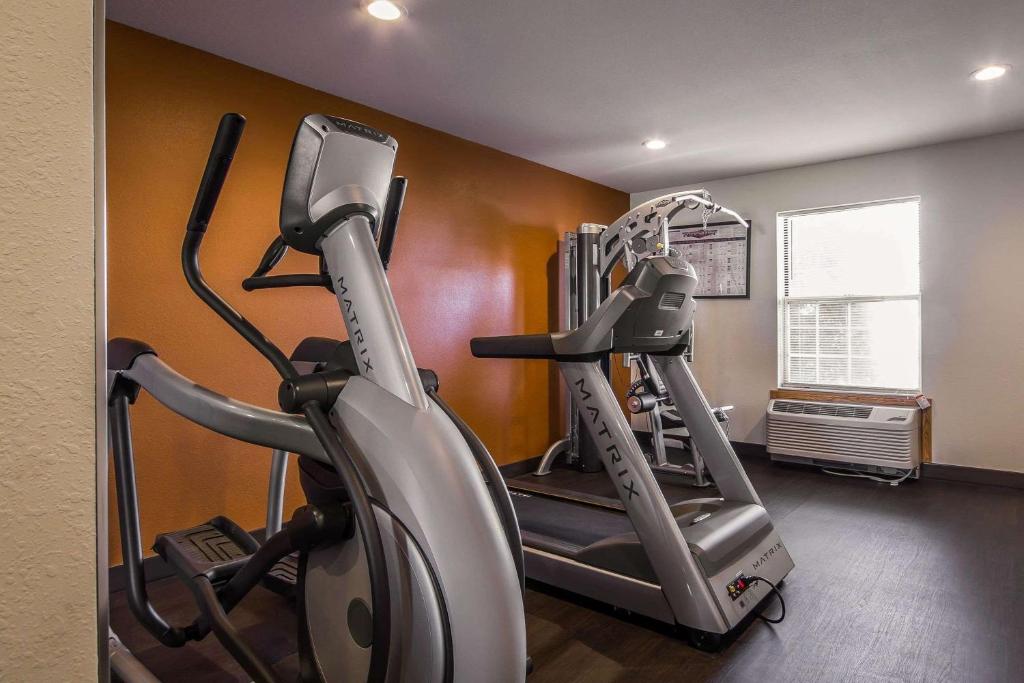 Comfort Inn Fond Du Lac - image 7