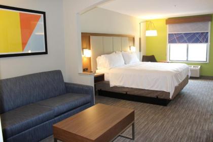 Holiday Inn Express Forest City an IHG Hotel - image 10